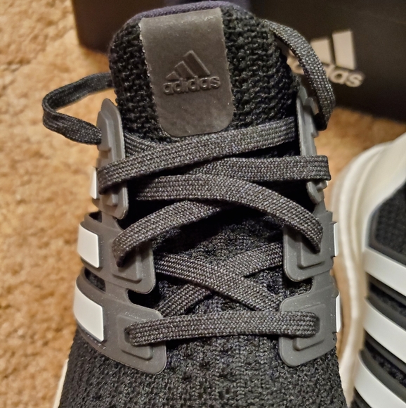 Adidas Ultra Boost/NWOT/Size 5.5 - Picture 4 of 11